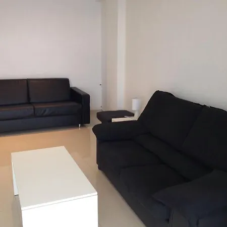 1 Linea Playa San Juan Аликанте